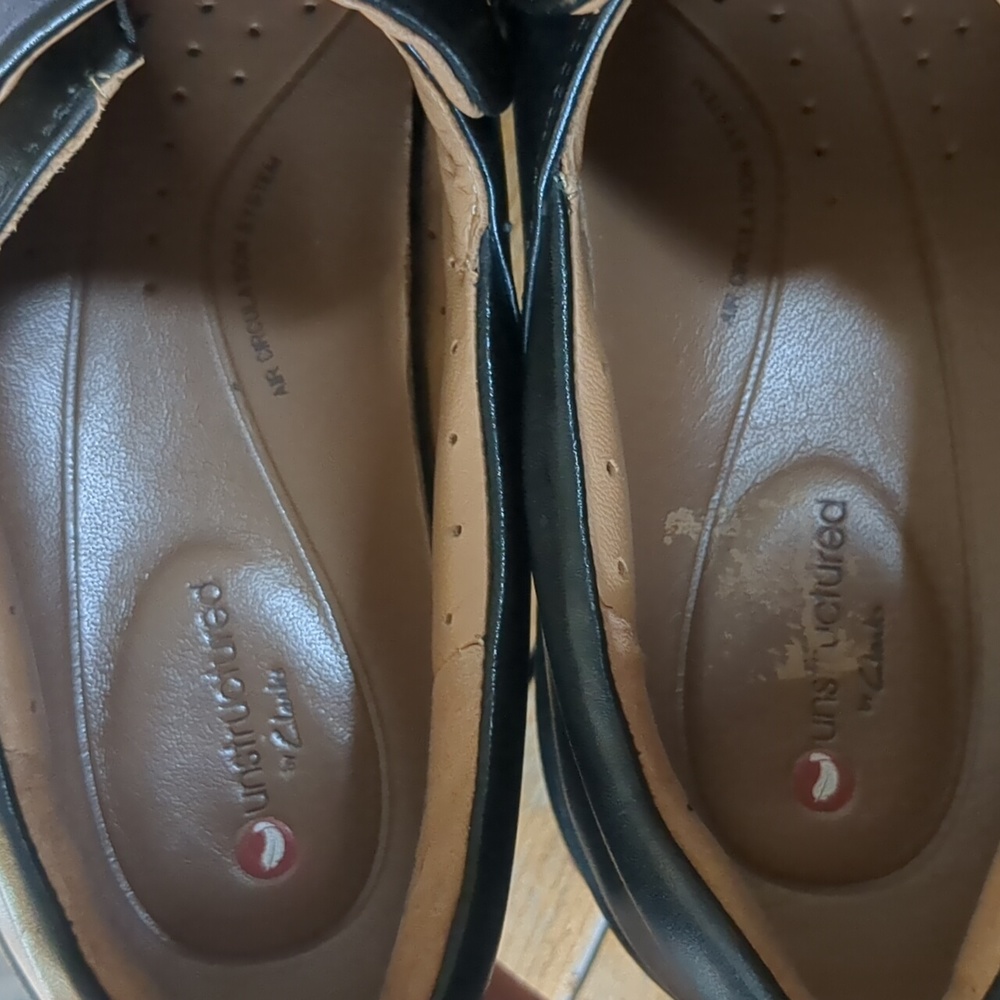 Clarks Unstructured Un.Loop Black Leather Slip-On… - image 8